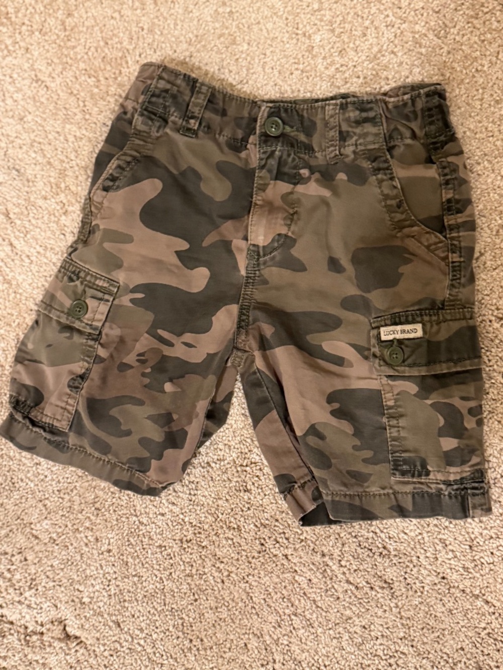 Lucky Brand camo cargo shorts